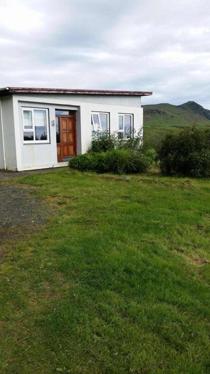 Giljur Guesthouse Vík Esterno foto